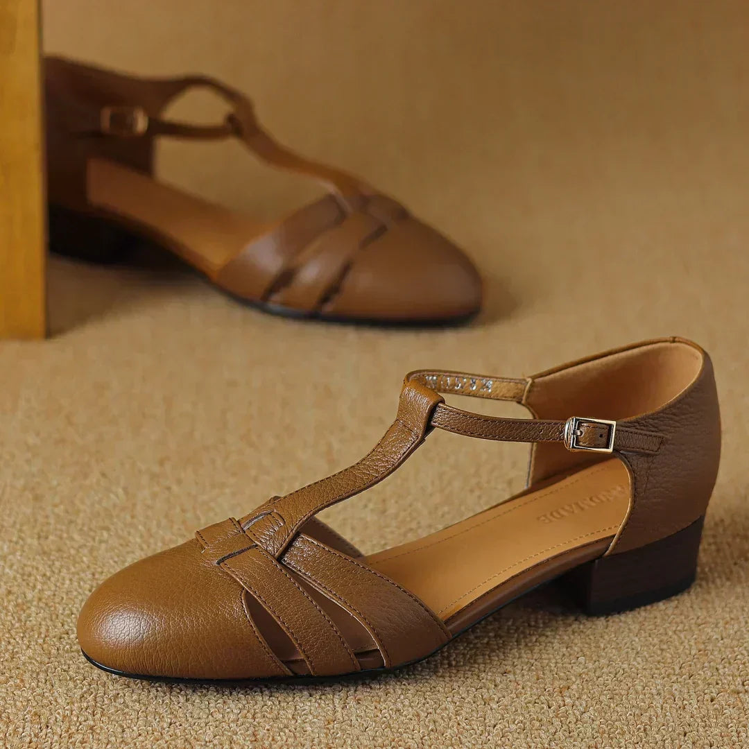 Annie | T-Bar Flats
