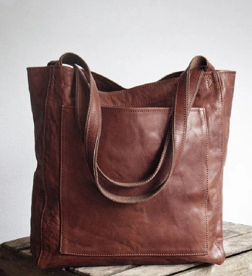 Betty | Classic Women’s Tote Bag
