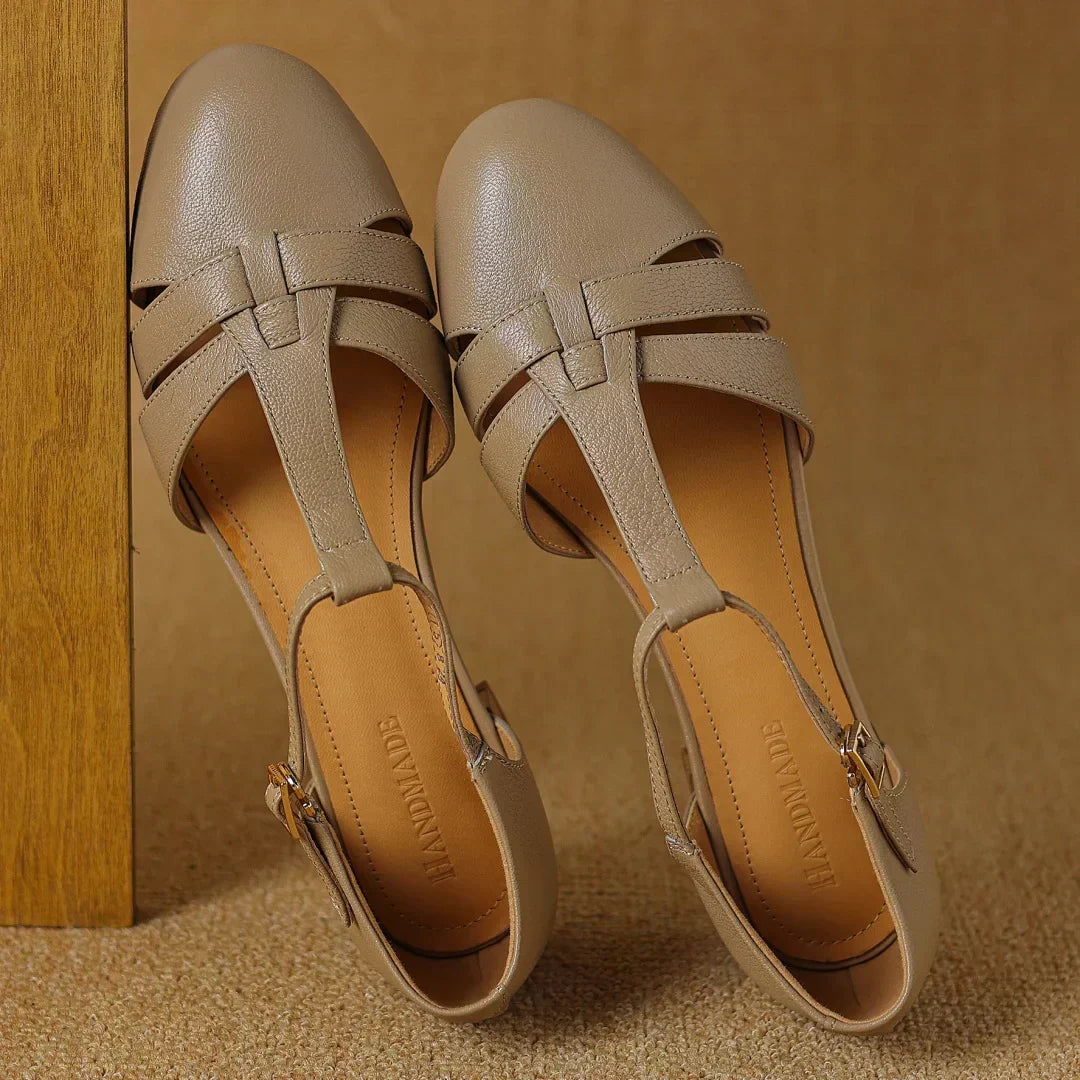 Annie | T-Bar Flats
