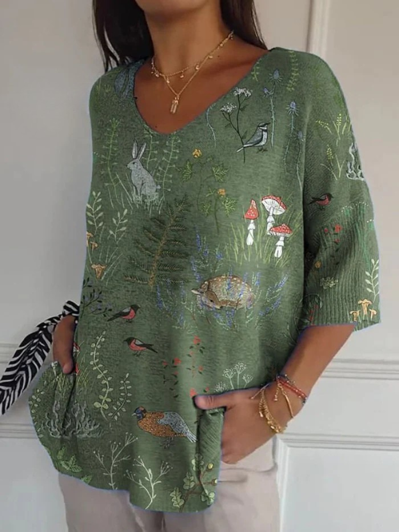 Noa | Woodland And Animals Repeat Pattern Printed Women's Casual Pullover Knit